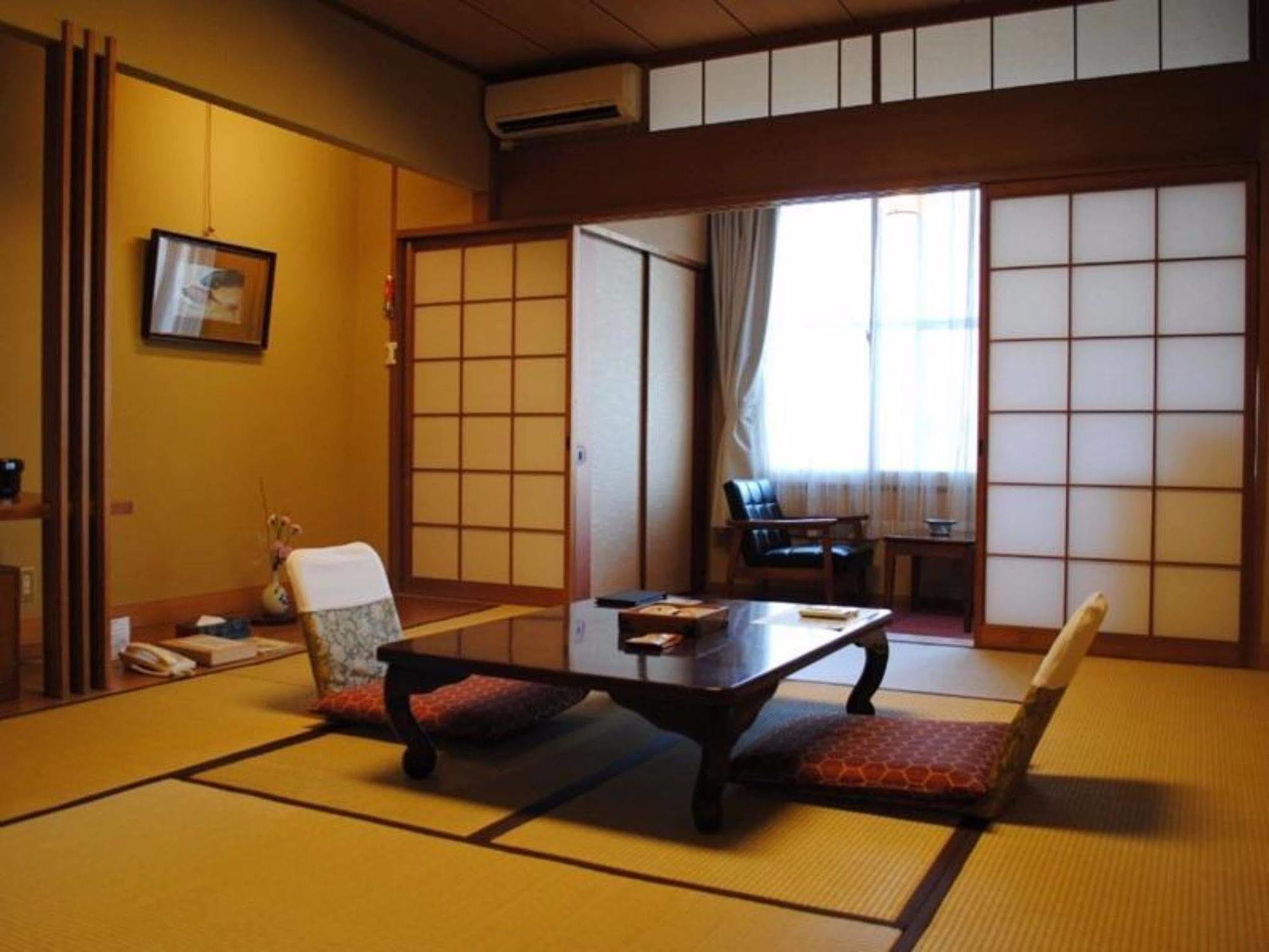 Negiya Ryofukaku Hotel Kobe Buitenkant foto